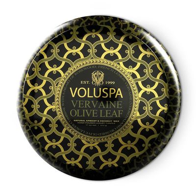 Vela Vervaine e Olive Leaf Coleção Maison Noir 2 Pavios Lata 50 Horas Voluspa