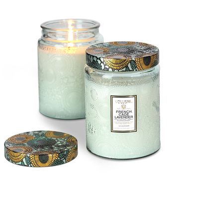 Vela French Cade Lavender Coleção Japonica Pote de Vidro Relevo e Tampa 100 Horas Voluspa