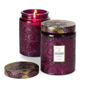 Vela Santiago Huckleberry Coleção Japonica Pote de Vidro Relevo e Tampa 100 Horas Voluspa