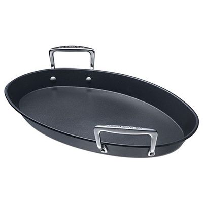 Assadeira Oval para Peixe Non Stick Alumínio e Aço Inox 2,16 Litros Preto Le Creuset