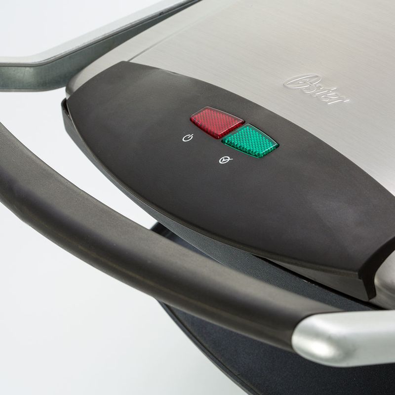 Sanduicheira-Oster-Modelo-3883-visor