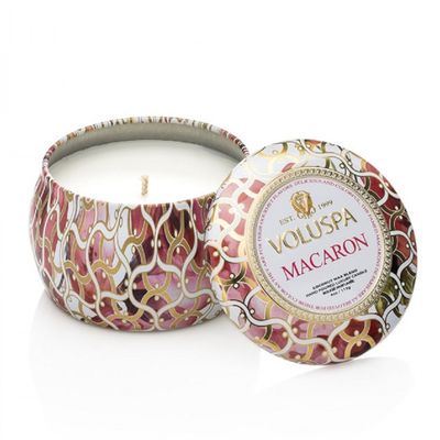 Mini Vela Macaron Coleção Maison Blanc Lata 25 Horas Voluspa