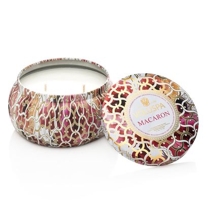 Vela Macaron Coleção Maison Blanc 2 Pavios Lata 50 Horas Voluspa