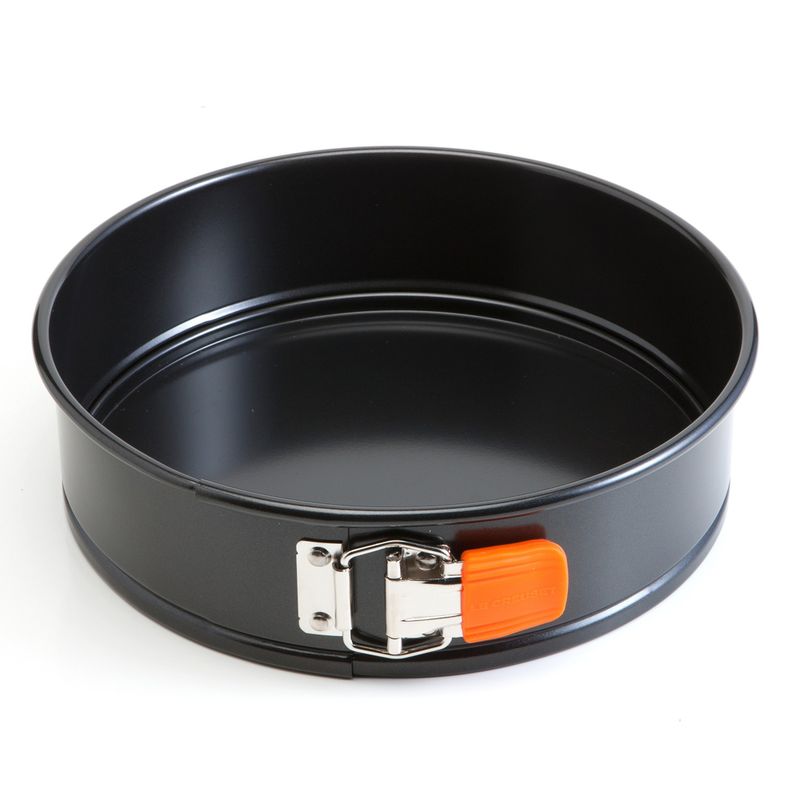 FORMA-REDONDA-UNICO-COM-FUNDO-REMOVIVEL-26-CM-LE-CREUSET