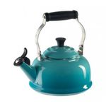CHALEIRA-TRADICIONAL-COM-APITO-AZUL-CARIBE-LE-CREUSET