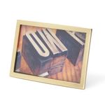 ORTA-RETRATO-SENZA-10X15--EM-ACO-COR-DOURADO-UMBRA