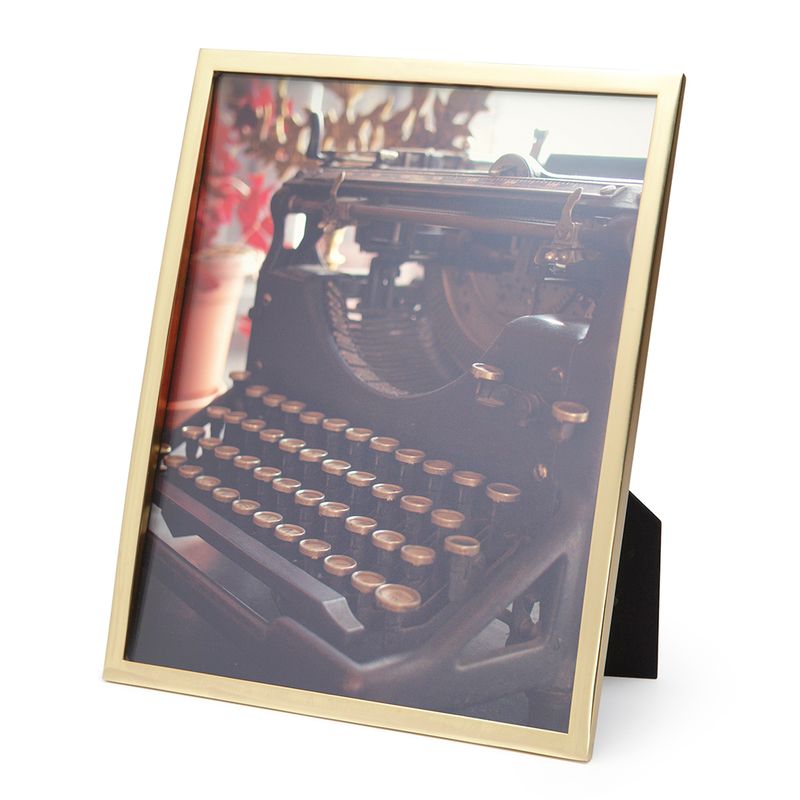 PORTA-RETRATO-SENZA-20X25-COR-DOURADO-UMBRA