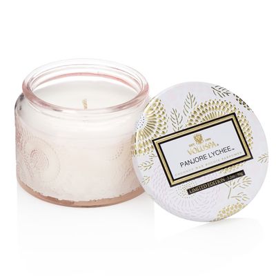 Vela Panjore Lychee Coleção Japonica Pote de Vidro Relevo com Tampa 25 Horas Voluspa