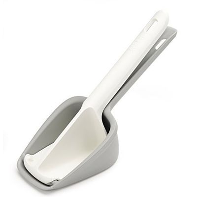 Espremedor de Batata Scoop Branco Joseph Joseph