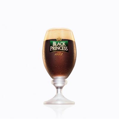 Taça Cerveja Escura 300 ml Black Princess