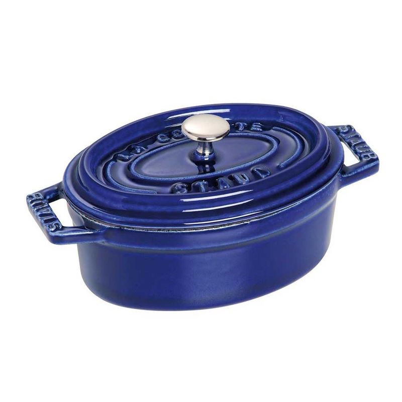 CACAROLA-OVAL-FERRO-FUNDIDO-AZUL-MARINHO-11-CM-STAUB