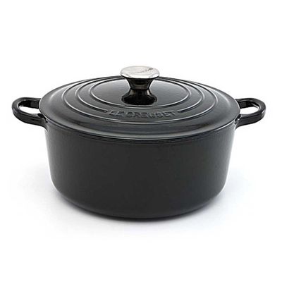 Panela Redonda Signature 26 cm Preto Black Onix Le Creuset
