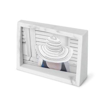 Porta Retrato Edge 4X6 em Resina Branco Umbra