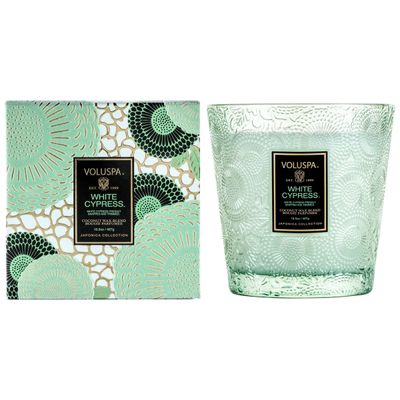 Vela Vaso Trabalhado 2 Pavios 60 Horas White Cypress Voluspa