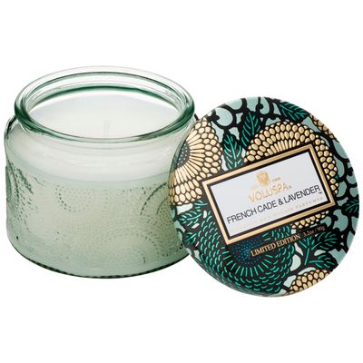Vela Pote Vidro P 25 Horas Relevo French Cade Lavender Voluspa