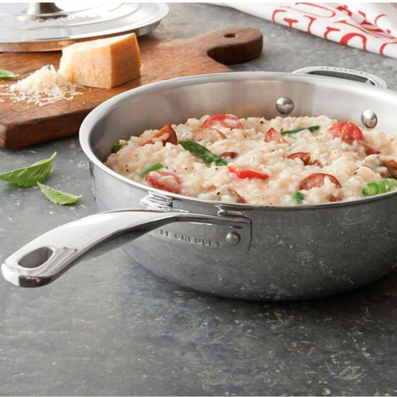 Le-Creuset-