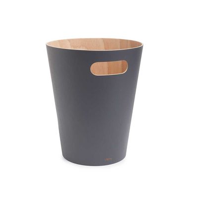 Lixeira Woodrow Cor Natural Cinza em Madeira Umbra