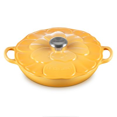Caçarola Buffet Signature Petal 26 cm Amarelo Honey Le Creuset