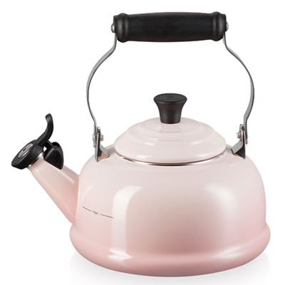 Chaleira com Apito Tradicional Rosa Shell Pink Le Creuset